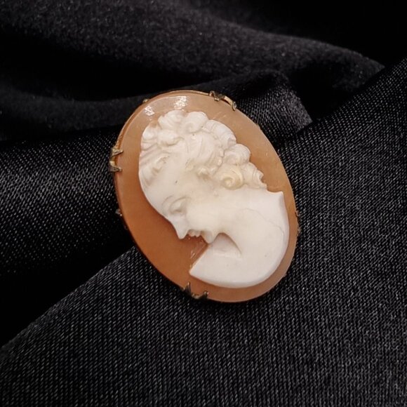 Antique Victorian Shell Cameo White Lady Brooch Pendant - Picture 2 of 5